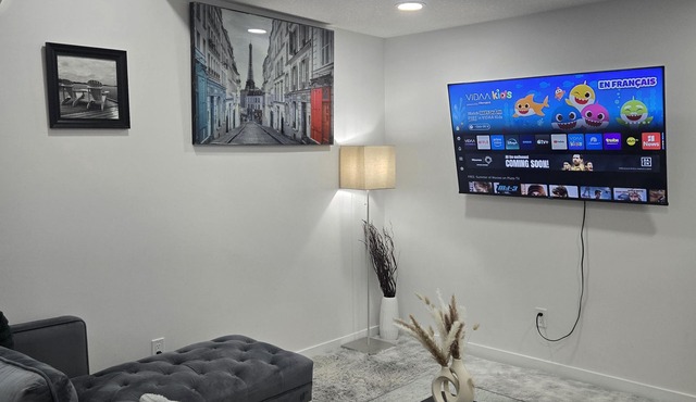 Welcoming 2-bedroom basement apartment with in West Edmonton