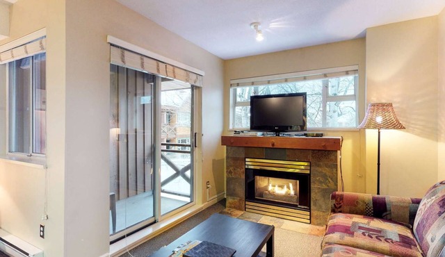 Whistler - Marketplace Lodge 312