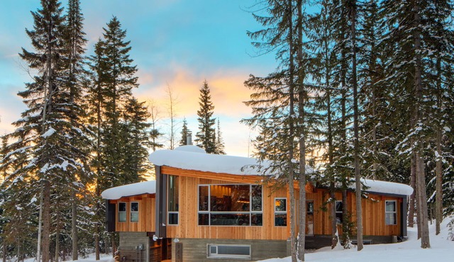 WINNER OF TOP 10 VACATION HOMES 2022!