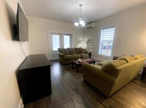 Wolfville Veranda Suite2