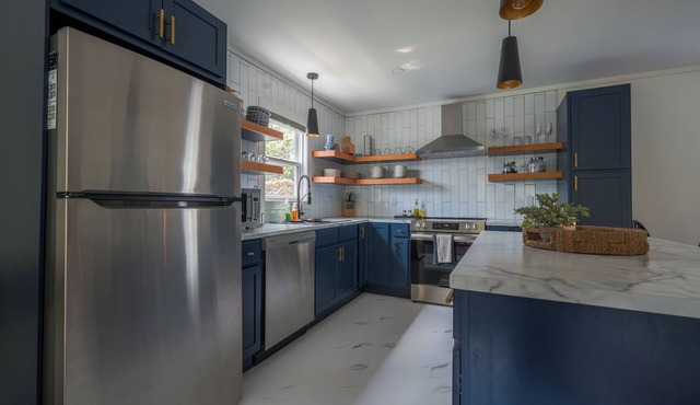Wonderful 3-bedroom house with WiFi in Petty Harbour-Maddox Cove