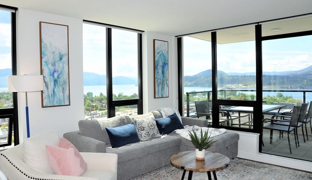 Wow SubPenthouse 22nd Floor/Downtown LakeView/2BD+Den 1020 sqft Indoor