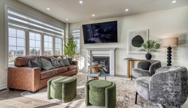 Youngs Cove Chalet in Prince Edward County