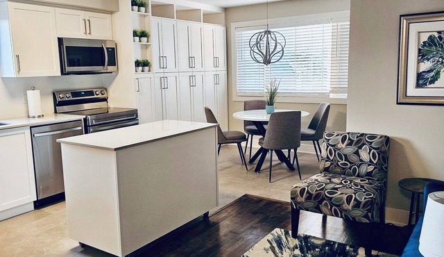 Your Home Away From Home in Ottawa - close to work, schools, hospitals, parks