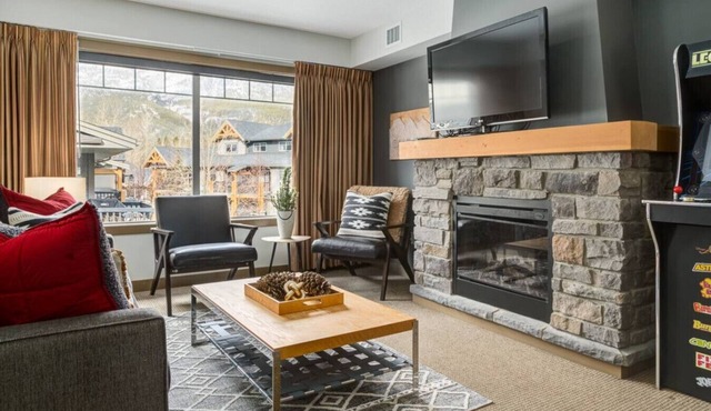 Your Lovely 3BR/2BA Condo at the Edge of Canmore