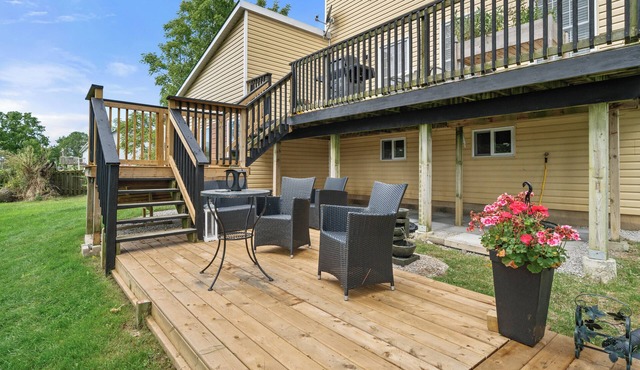 Your Monthly Wine & Sand Retreat, accessible, Business, Pet-Friendly