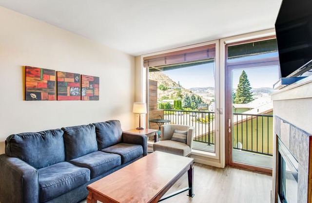 Chelan Resort Suites in Chelan