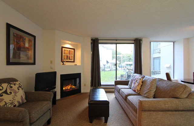Marquise #221 | 1 Bedroom Condo with Kitchen, Fireplace, and Balcony
