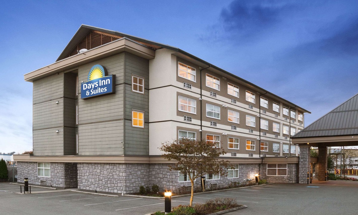 Langley Hotel | Days Inn & Suites by Wyndham Langley
