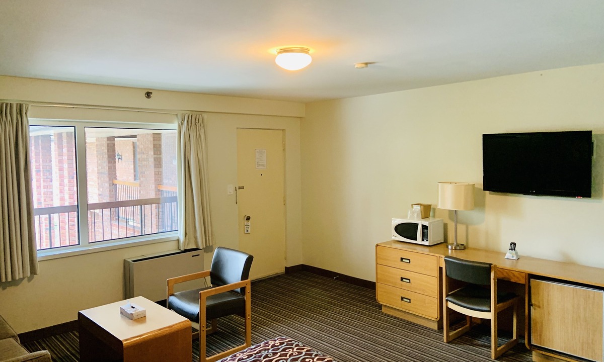 Lakeview Hotel | Toronto Lakeshore Hotel