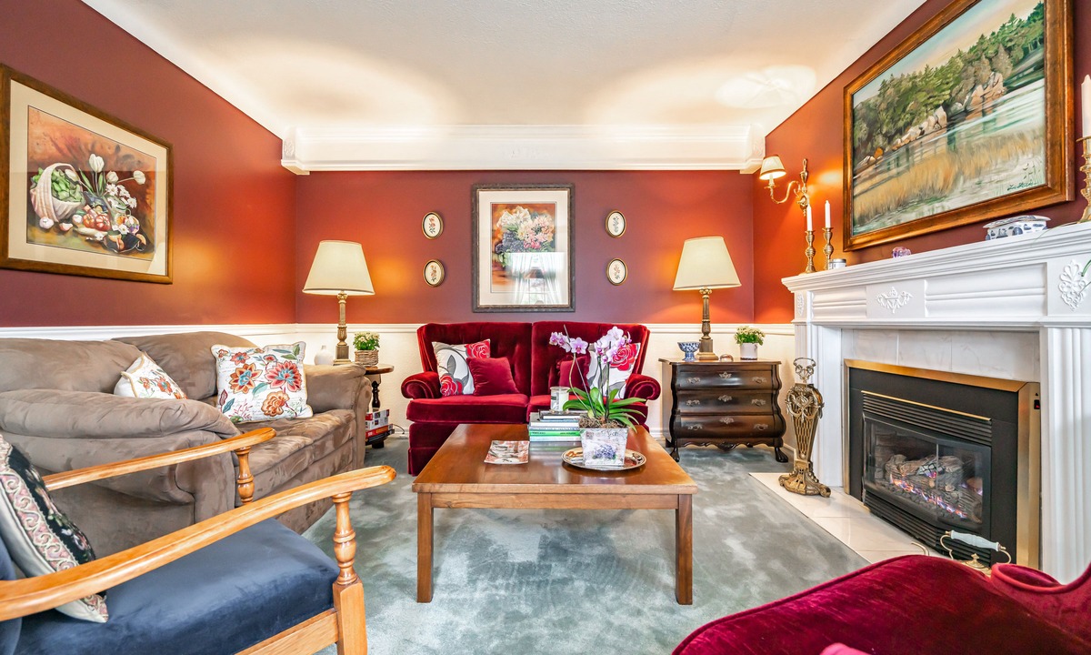 Historic Old Town Bed & Breakfast | Abacot Hall Bed & Breakfast