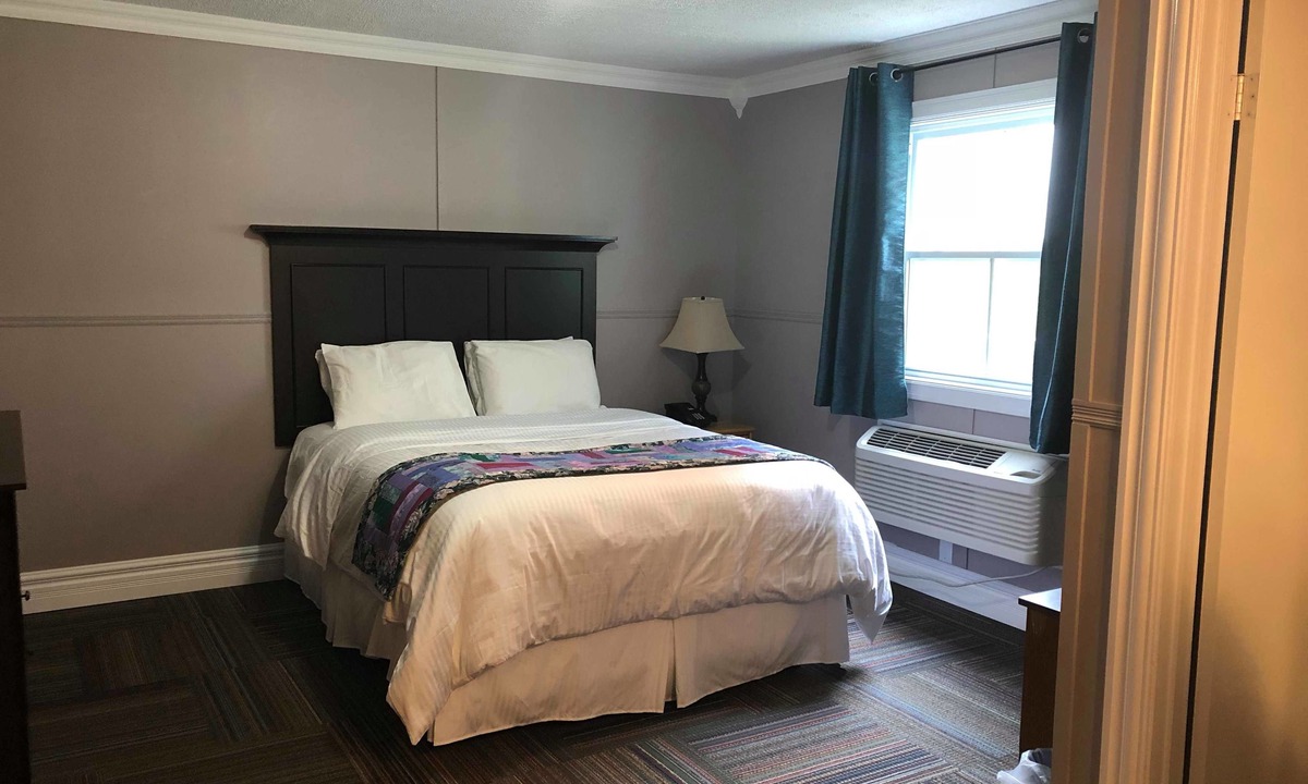 Port Union Hotel | Seaport Inn