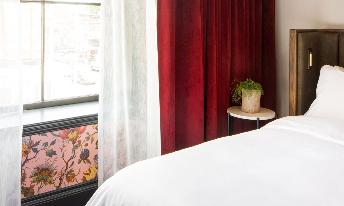 Riverside Hotel | The Broadview Hotel