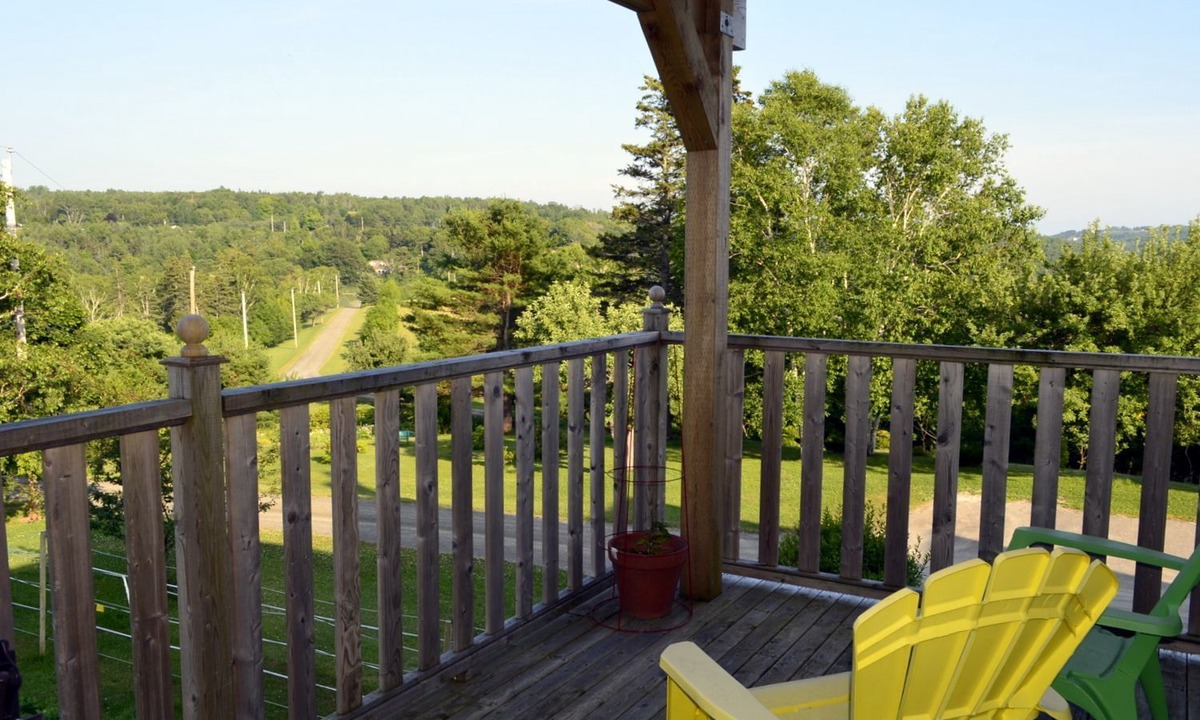 Deep Brook Cabin | Still Point Lodge & Cottages