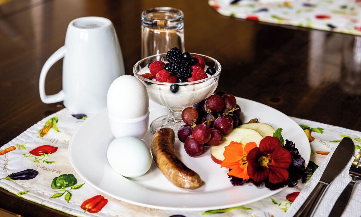 Cormack Bed & Breakfast | Upper Humber Settlement A FarmStay BNB