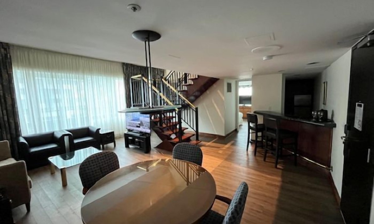 St. Lawrence Hotel | Cambridge Suites Toronto