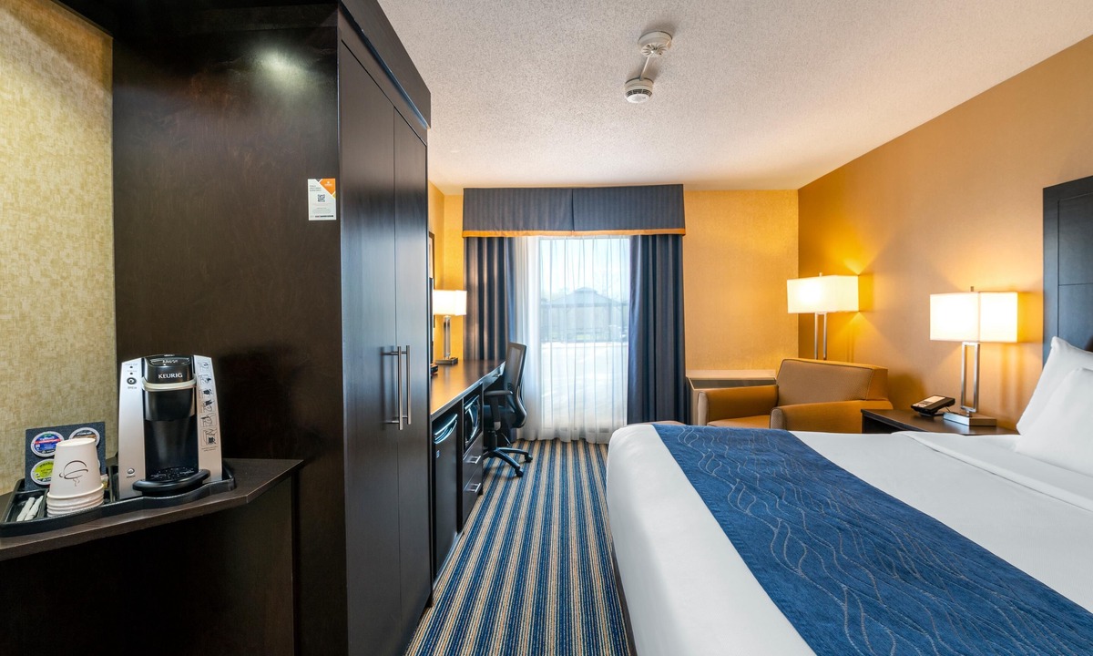 London Hotel | Comfort Inn St Thomas
