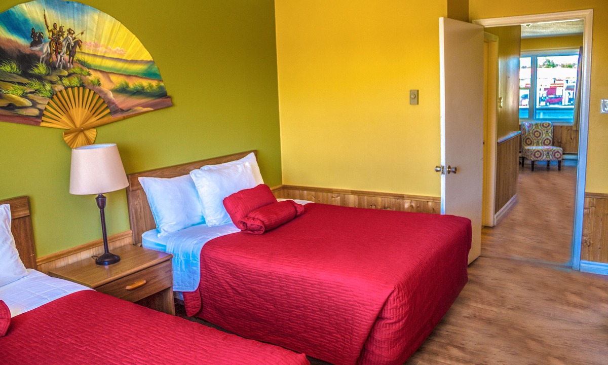 Downtown Hotel | Dreamcatcher Lodge