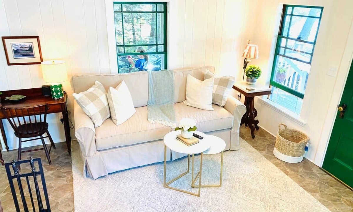 Yarmouth House | Adorable, 3 bedroom, 1 bath ocean side cottage!