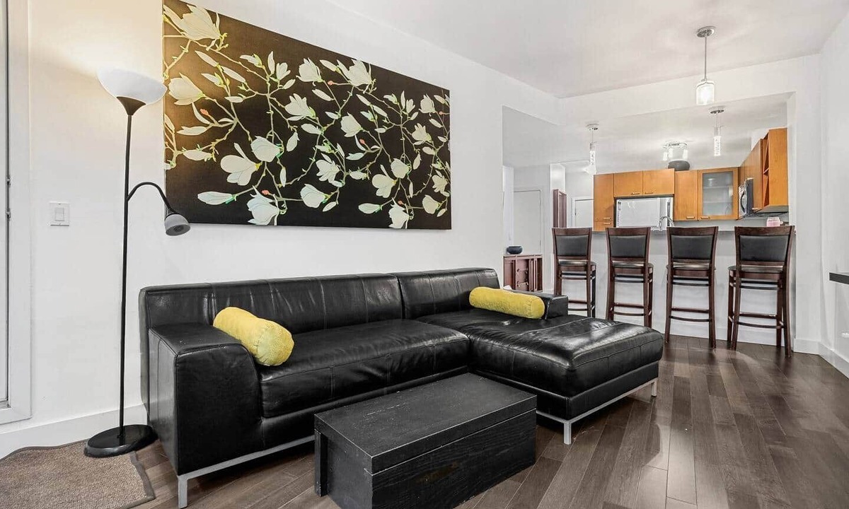 Southwest Calgary Apartment | The Mission Hub – Steps to Restaurants & Bow River