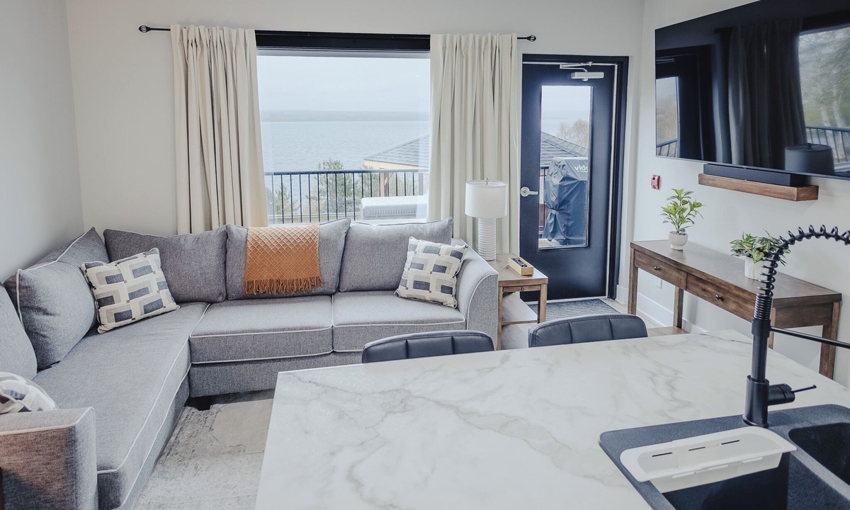 Botwood Apartment | Falkenberg Business Centre and Suites