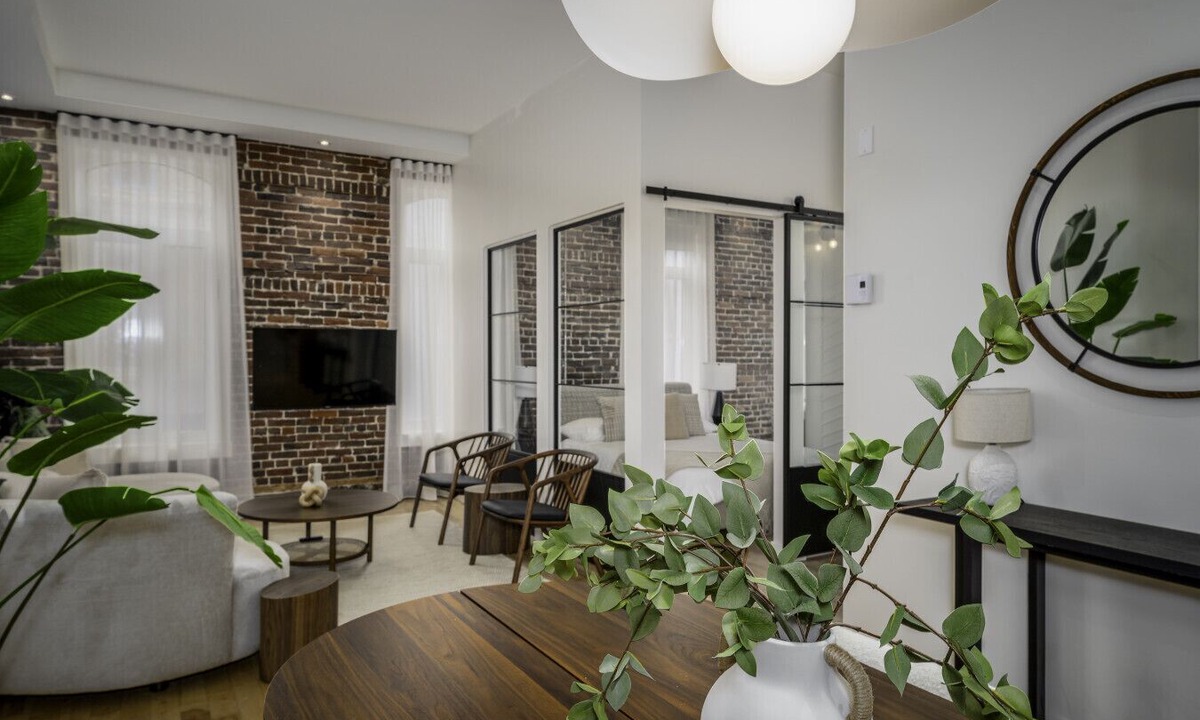 Saint-Roch Apartment | Le 1911 Condo Luxueux