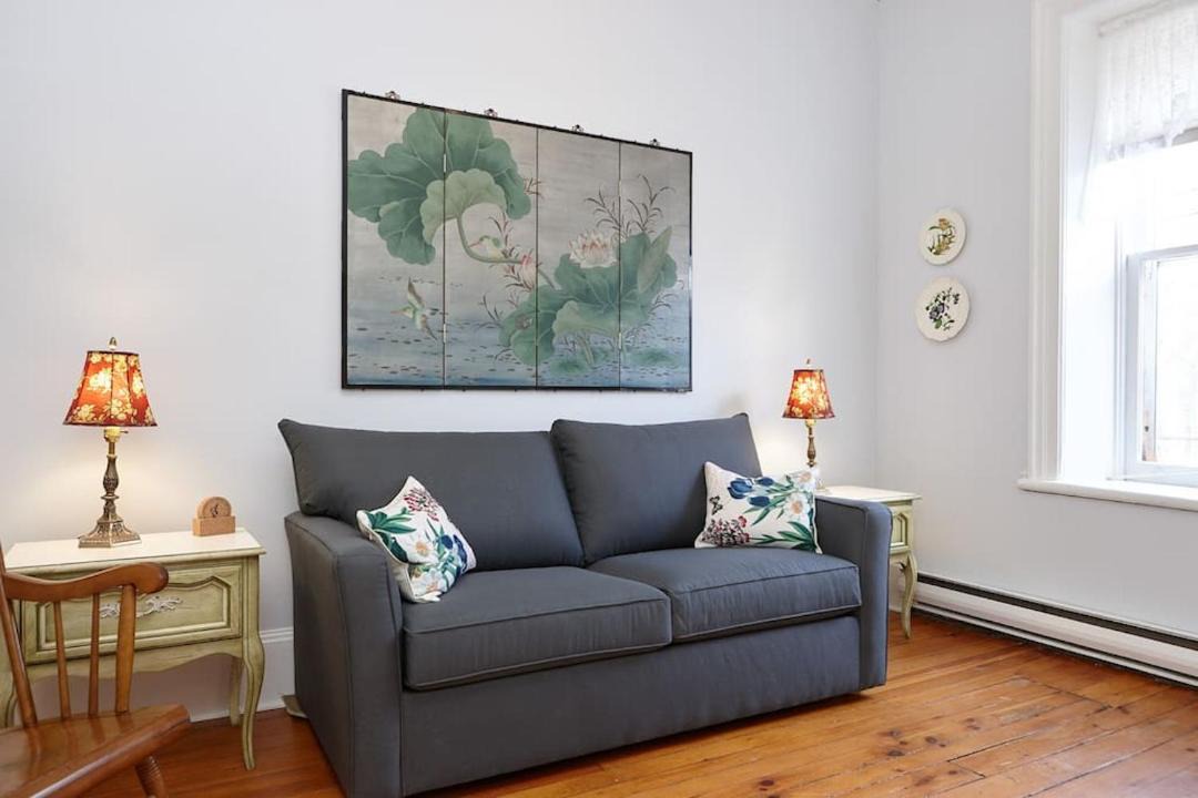 Glen Williams Hotel | Cheltenham Suites