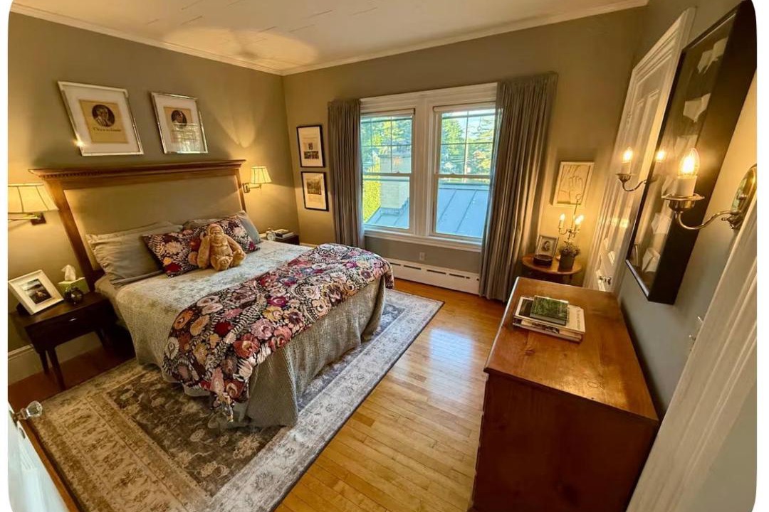 Millinocket House | Great Northern Guest House King Suite 4