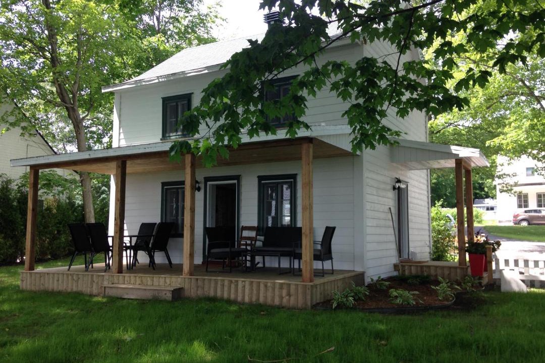 Saint-Laurent-de-l'ile d'Orleans Ski Chalet | La Maison du Cultivateur