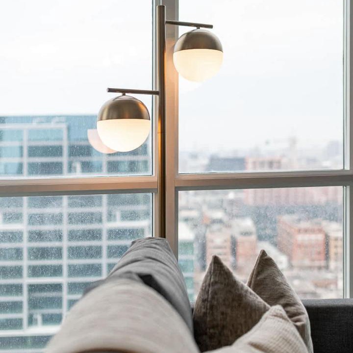 CityPlace Apartment | Modern 1BR Condo Walk to CN Tower & Rogers Centre