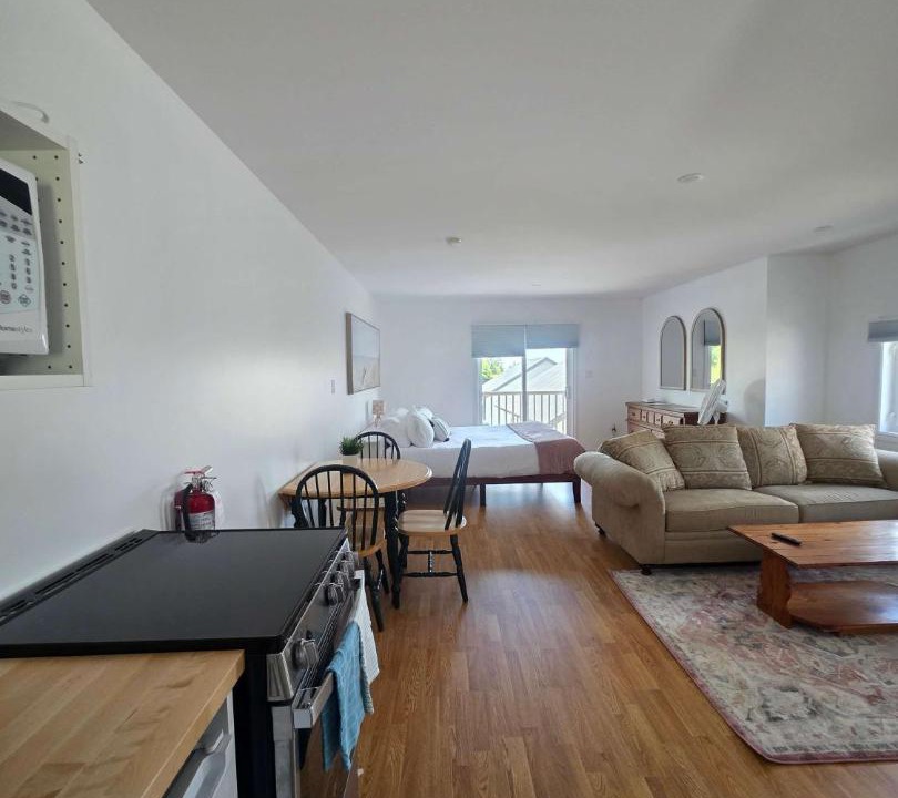 Hunts Point Apartment | Hunts Point Rustic Coastal Retreat with King Bed