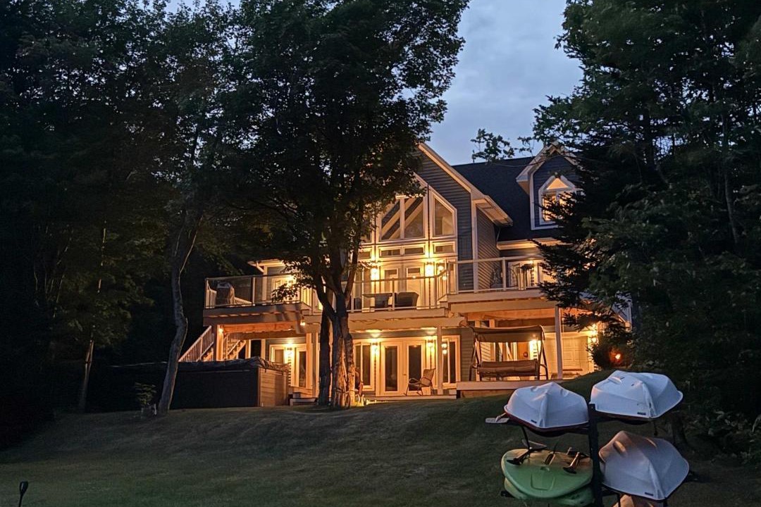 Humber Valley Ski Chalet | Luxurious Lakeside Chalet with Swim Spa