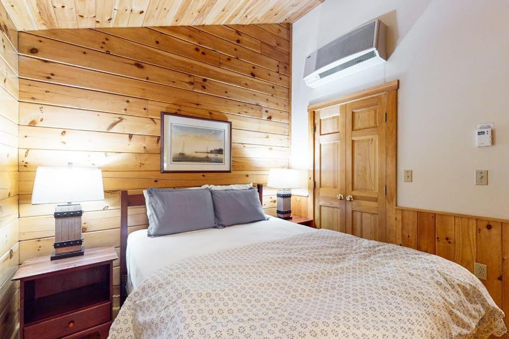 Northport House | Charming dog-friendly studio cabin with firepit and near outdoor fun