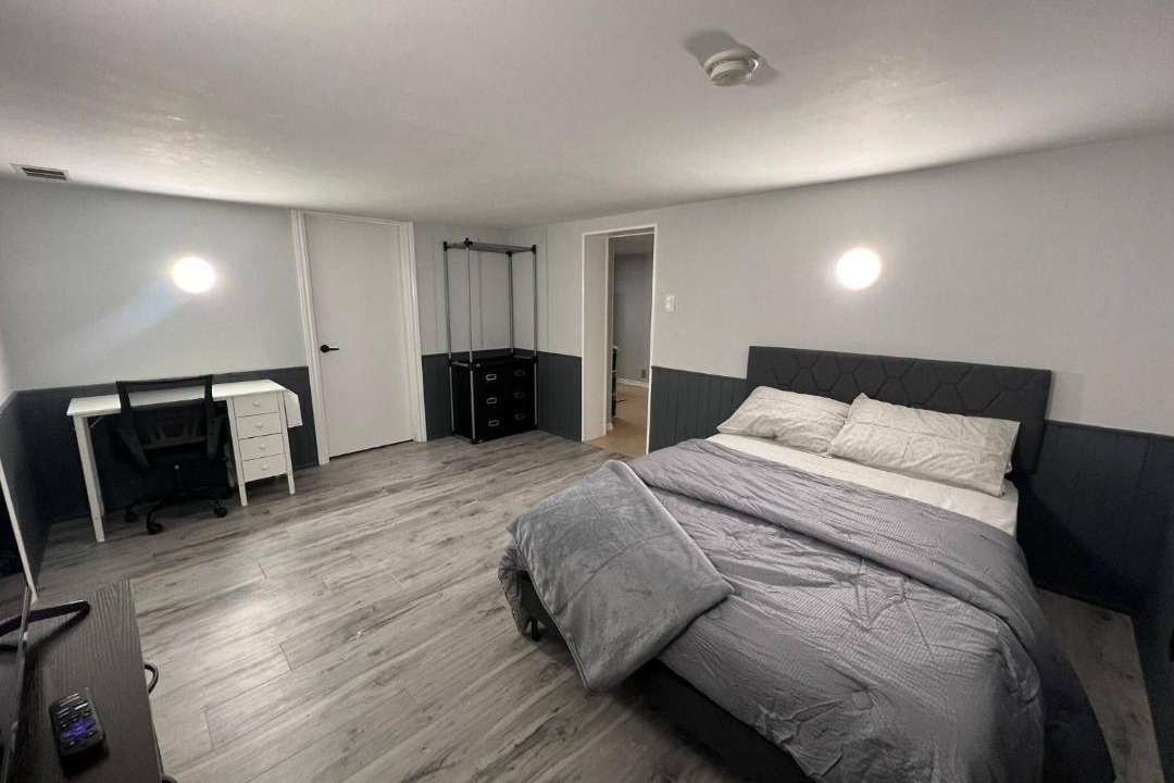 Argyle Apartment | Prime Location Studio with Separate amenities