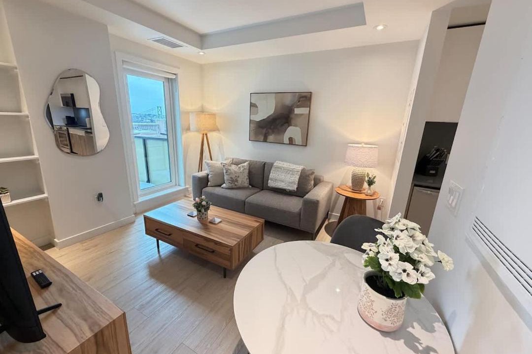 North End Apartment | Cute & Cozy 1 BR in HFX with 6 appliances & gym