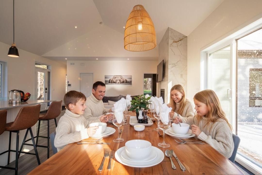 Argenteuil Regional County Municipality Ski Chalet | Chalet Boréale with Private Spa & Billiards, Golf & Carling Lake