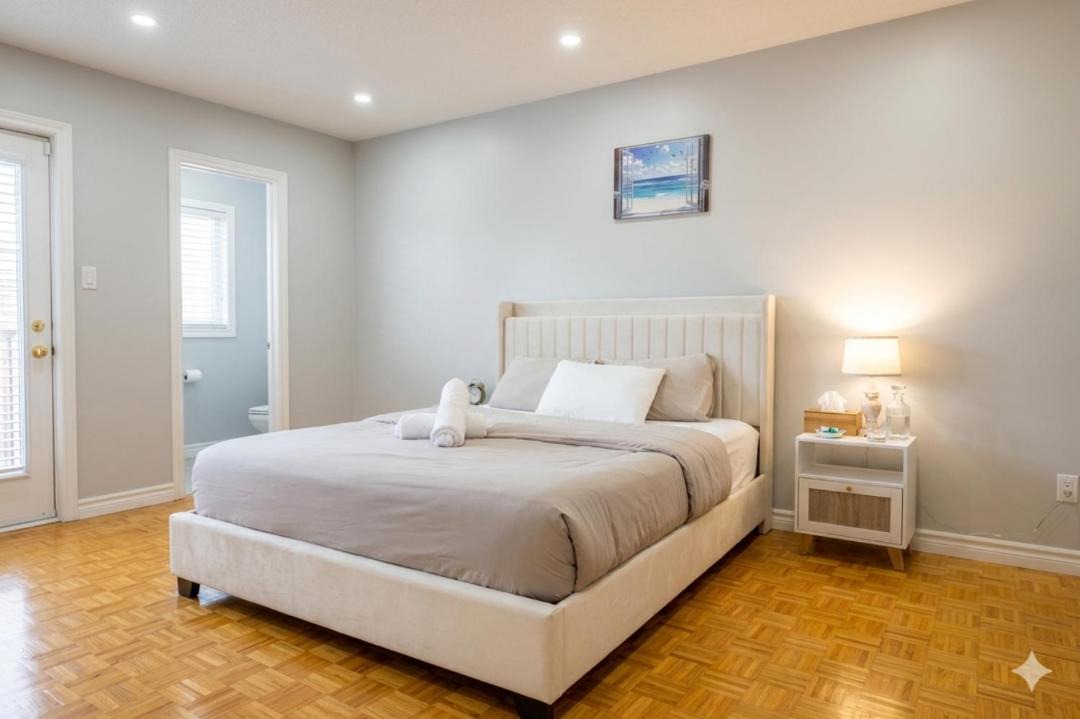 Lakeview House | Charming 3 Bedroom home near the lake