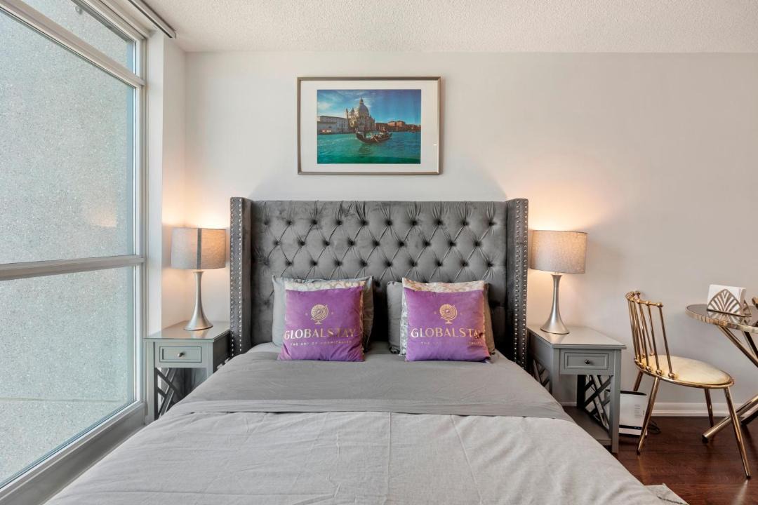 Fort York Apartment | Awesome Studio in the Heart of Downtown Toronto