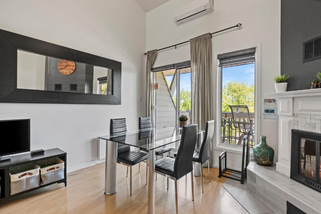 Magog Apartment | O'Berge du Village C304 - Bord de l'eau