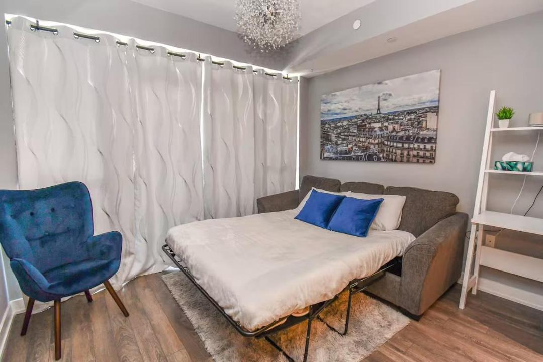 Innisfil Resort | PET FRIENDLY CONDOS at FRIDAY HARBOUR