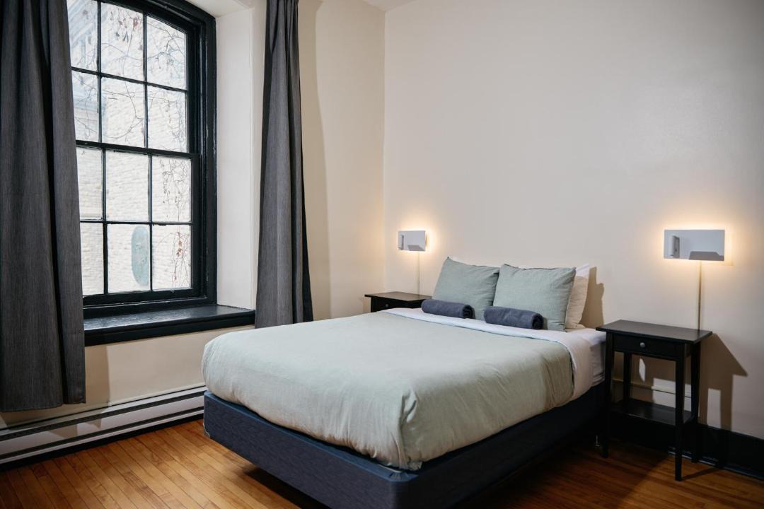 Downtown Ottawa Hostel | Saintlo Ottawa Jail Hostel