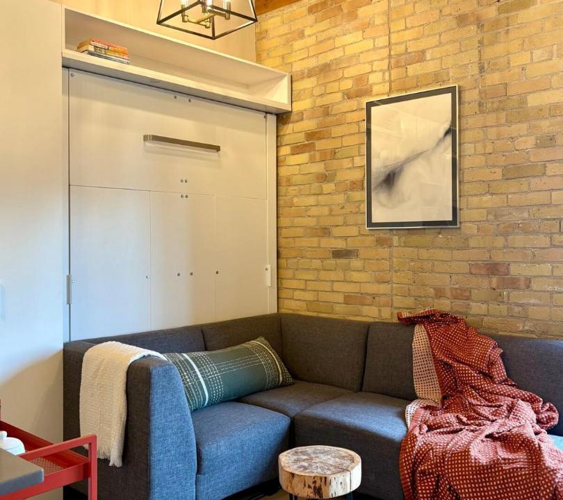 Stratford Apartment | The Artist's Loft