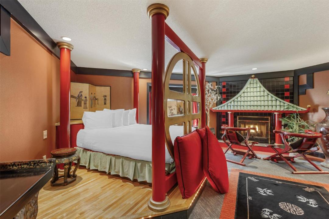 Kingston Hotel | Best Western Fireside Inn