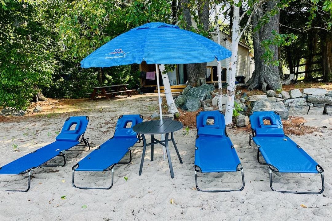 Bala House | Muskoka Sandy Beach Cottage