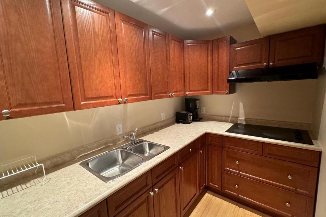 Clarkson-Lorne Park Apartment | Luxury Apartment Living