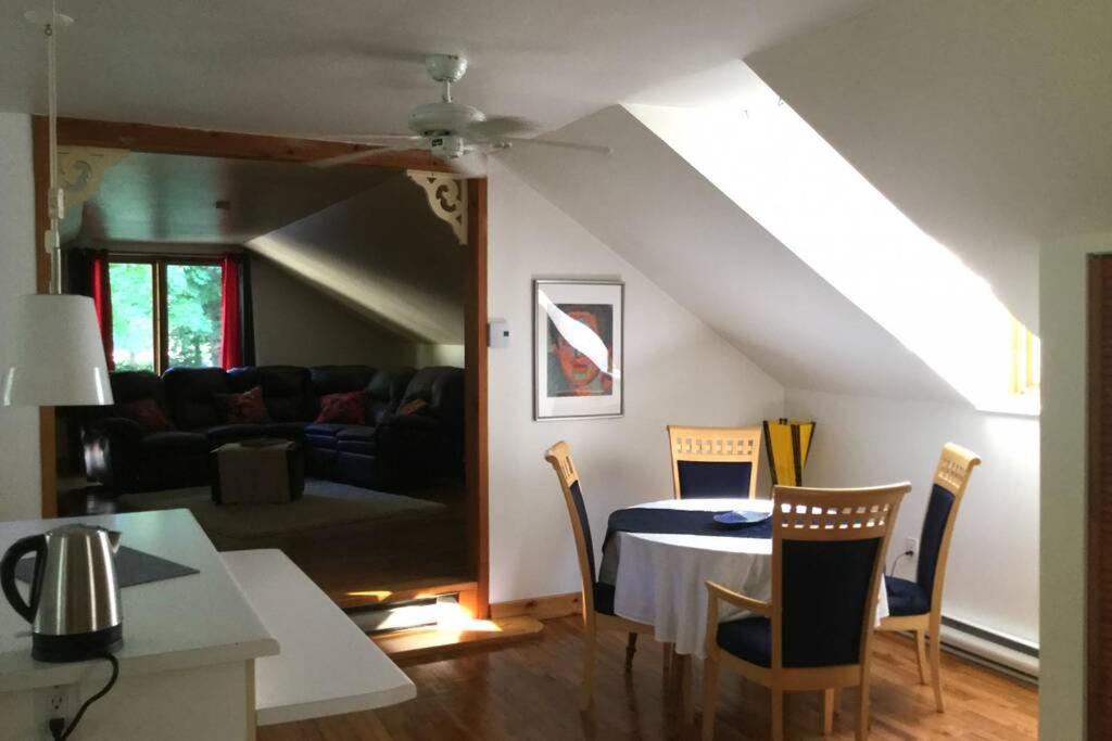 Waterloo Apartment | L'Alcôve des Céramistes