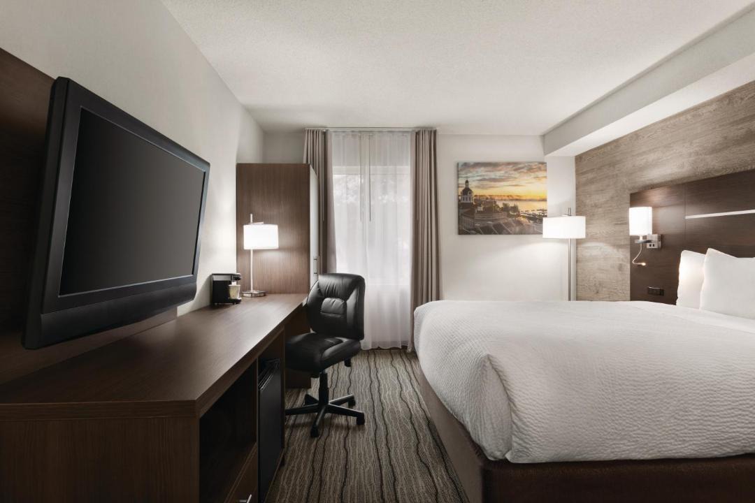 Rideau Heights Hotel | Days Inn by Wyndham Kingston