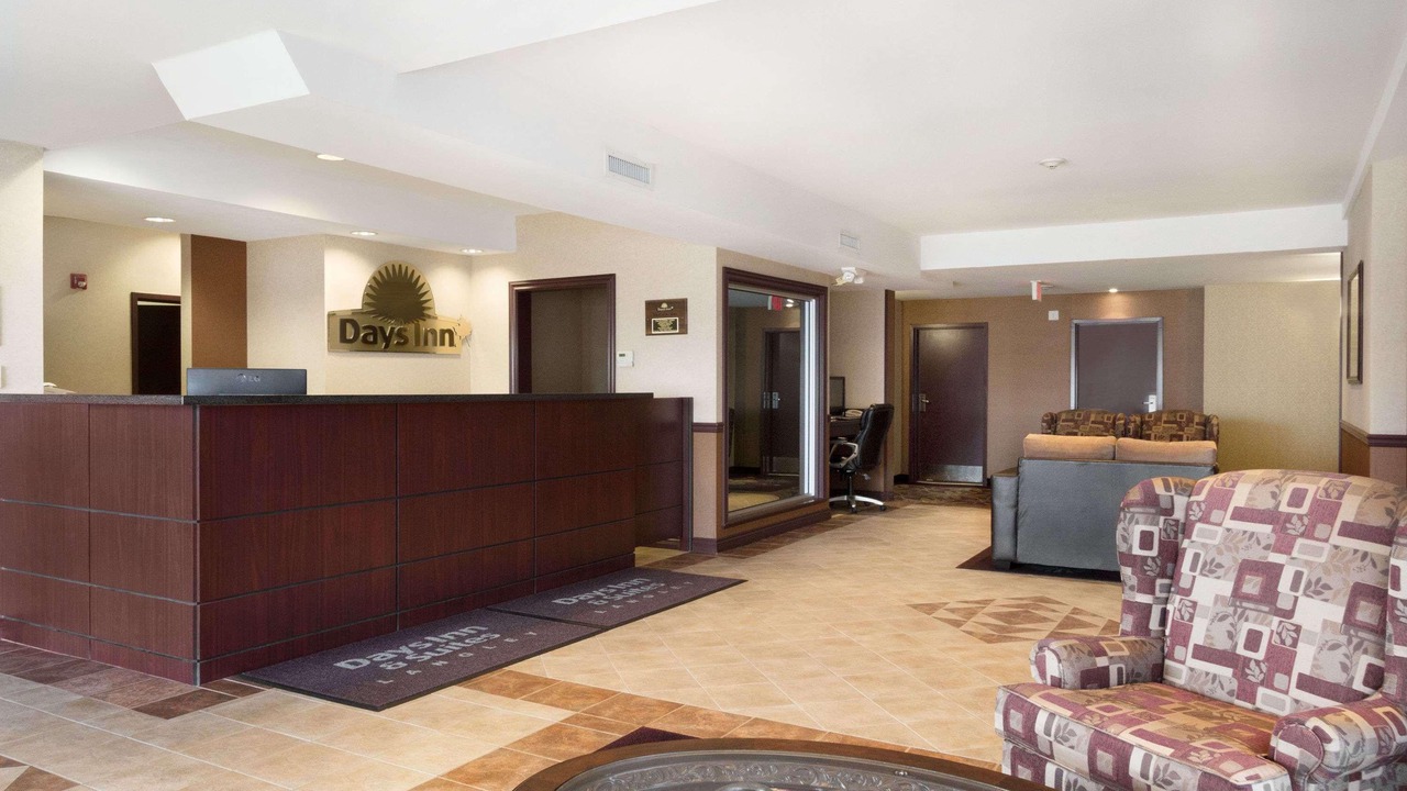 Photo of Livingroom in Langley