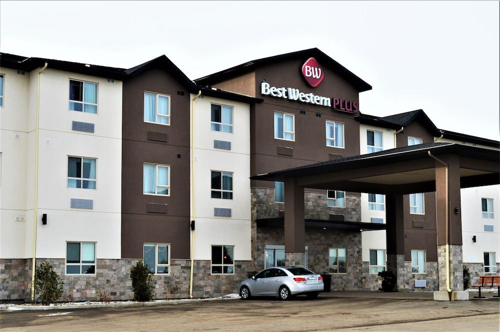 Photo of Buildings in Moosomin
