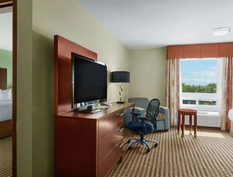 Photo of Livingroom in Carlyle